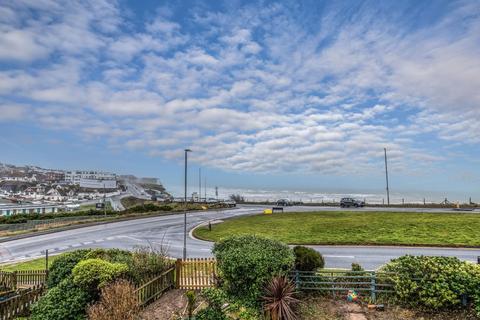 4 Abbotsbury Close, Saltdean, Brighton, BN2 8SR