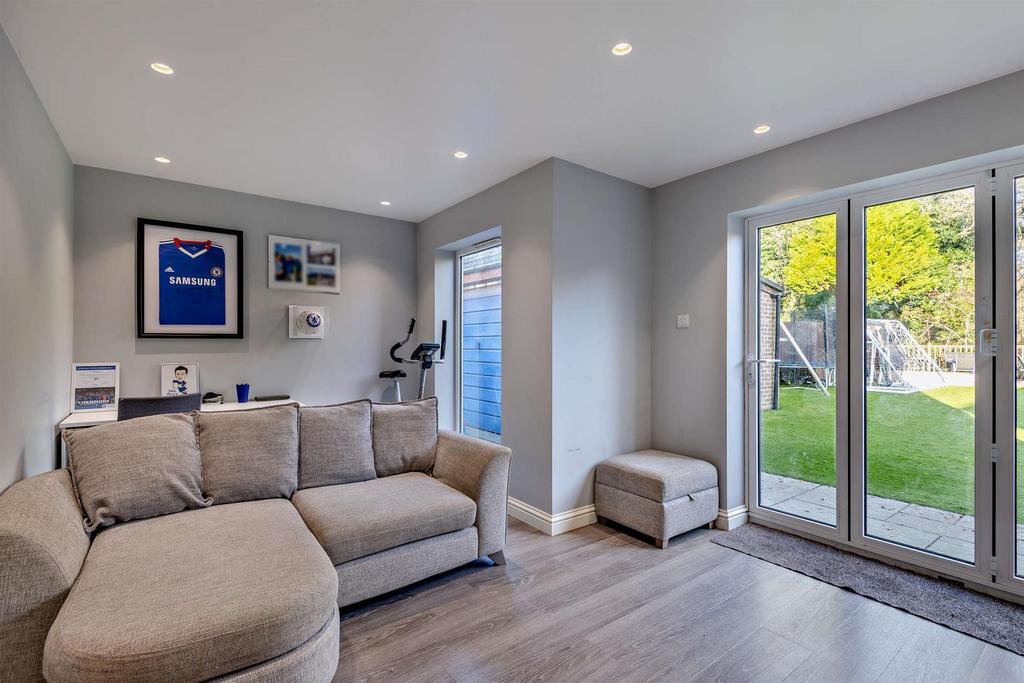 8634427-interior09-800.jpg