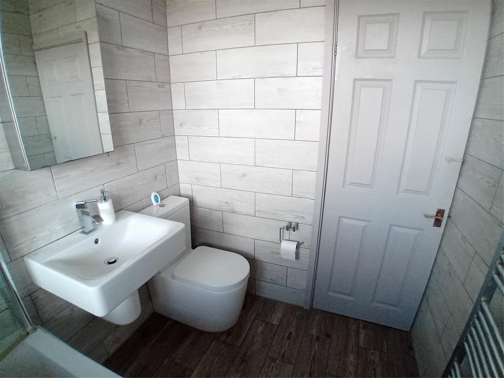 Bathroom (2)