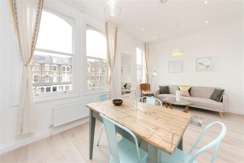 2 bedroom flat to rent, St Lawrence Terrace, London, W10