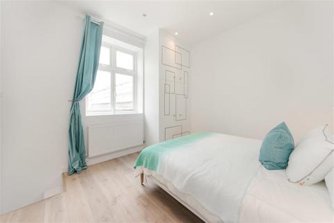 2 bedroom flat to rent, St Lawrence Terrace, London, W10