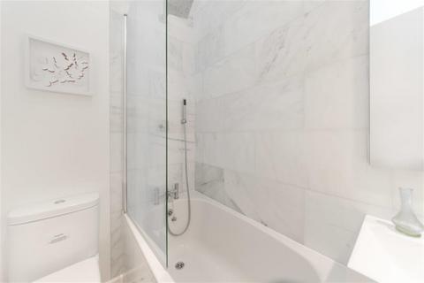 2 bedroom flat to rent, St Lawrence Terrace, London, W10