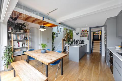 37 Bates Road, Brighton, BN1 6PF