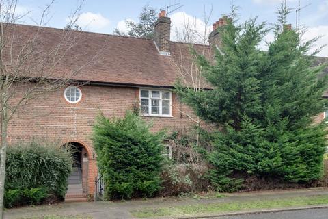 1 bedroom maisonette for sale, Addison Way, Hampstead Garden Suburb