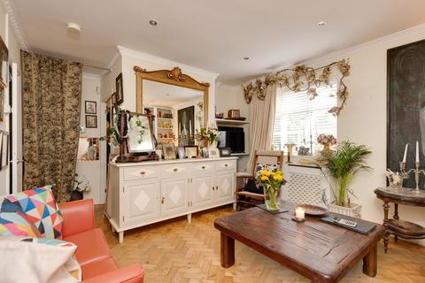 1 bedroom maisonette for sale, Addison Way, Hampstead Garden Suburb