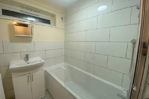 2 bedroom flat to rent, Somerstown, Chichester PO19 6AF