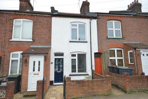 2 bedroom terraced house to rent, Moreton Road South, Luton