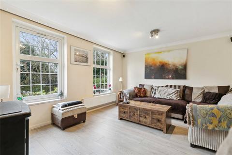 13 Regal Close, London, W5 2SB