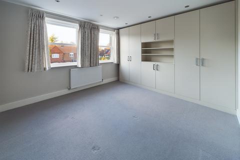 2 bedroom flat for sale, Oakleigh Park South, London N20