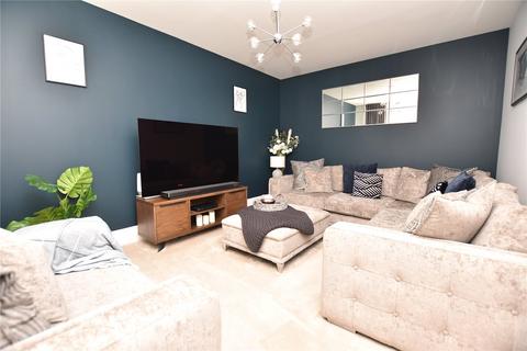 4 bedroom semi-detached house for sale, Barrington Way, Leeds, West Yorkshire