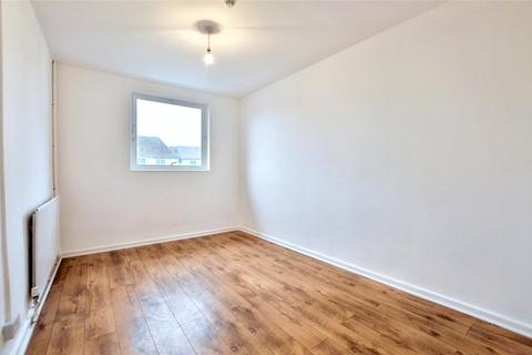 2 bedroom apartment to rent, Hemnall Street, Epping, Essex, CM16