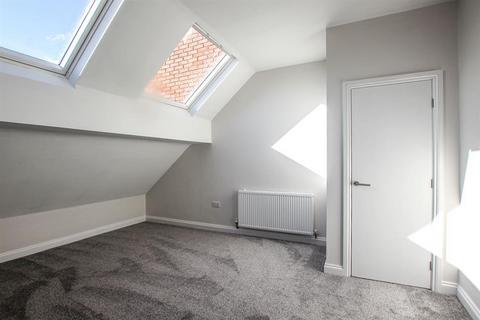 1 bedroom flat to rent, Market Cross, Selby