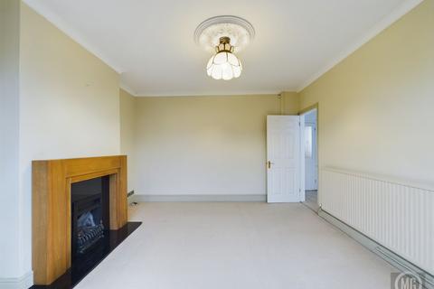 3 bedroom semi-detached house to rent, New Fosseway Road, Bristol, BS14