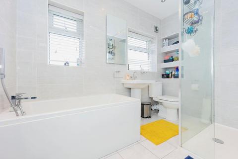 15 Shawdene Road, Manchester, M22 4BY