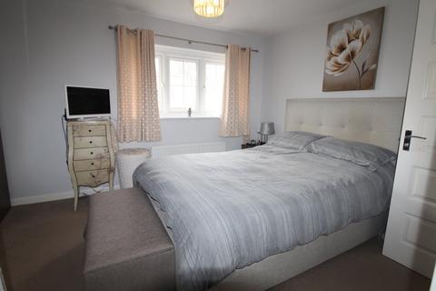 17 Beacon Hill, Keighley, BD22 6FE