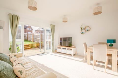 2 bedroom end of terrace house for sale, Field Maple Gardens, High Wycombe, HP10