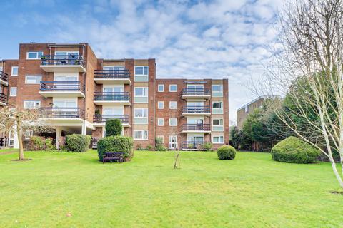 3 bedroom apartment for sale, Coleridge Court, Milton Road, Harpenden, AL5