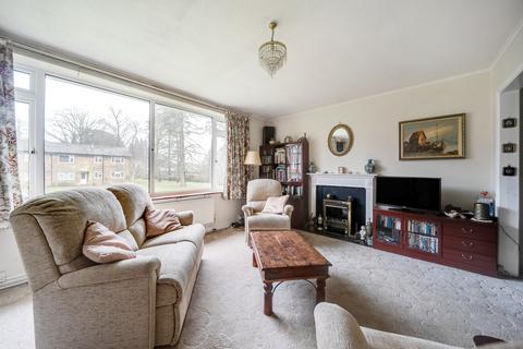 2 bedroom maisonette for sale, Beacon Hill Court, Hindhead, Surrey, GU26