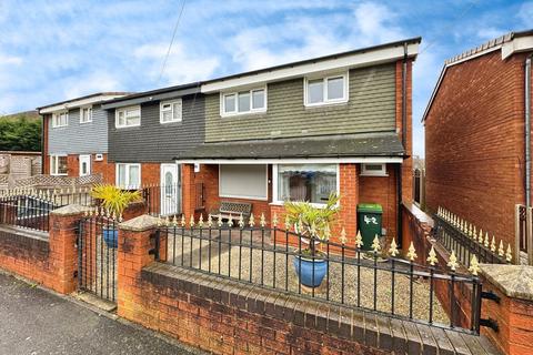 3 bedroom end of terrace house for sale, College Close, Wednesbury WS10