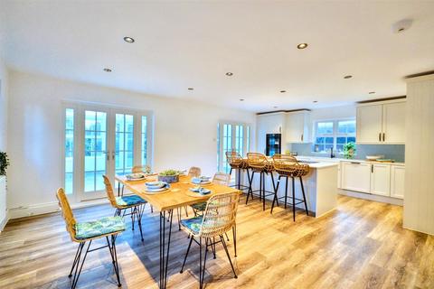 undefined, Whittlebury, Towcester, NN12
