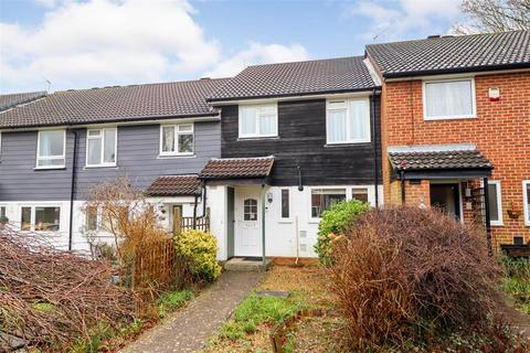 4 bedroom terraced house for sale, Badgers Close, Horsham