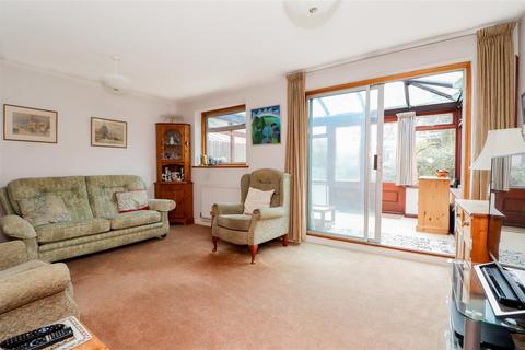 4 bedroom terraced house for sale, Badgers Close, Horsham