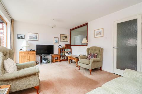 4 bedroom terraced house for sale, Badgers Close, Horsham