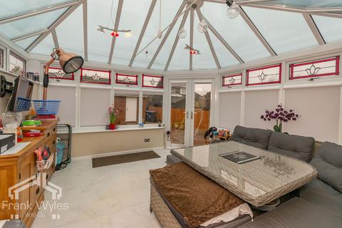 3 bedroom bungalow for sale, Crosland Road North, Lytham St. Annes, Lancashire