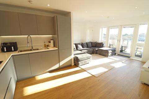 2 bedroom apartment for sale, Devonshire Close, Grays RM20