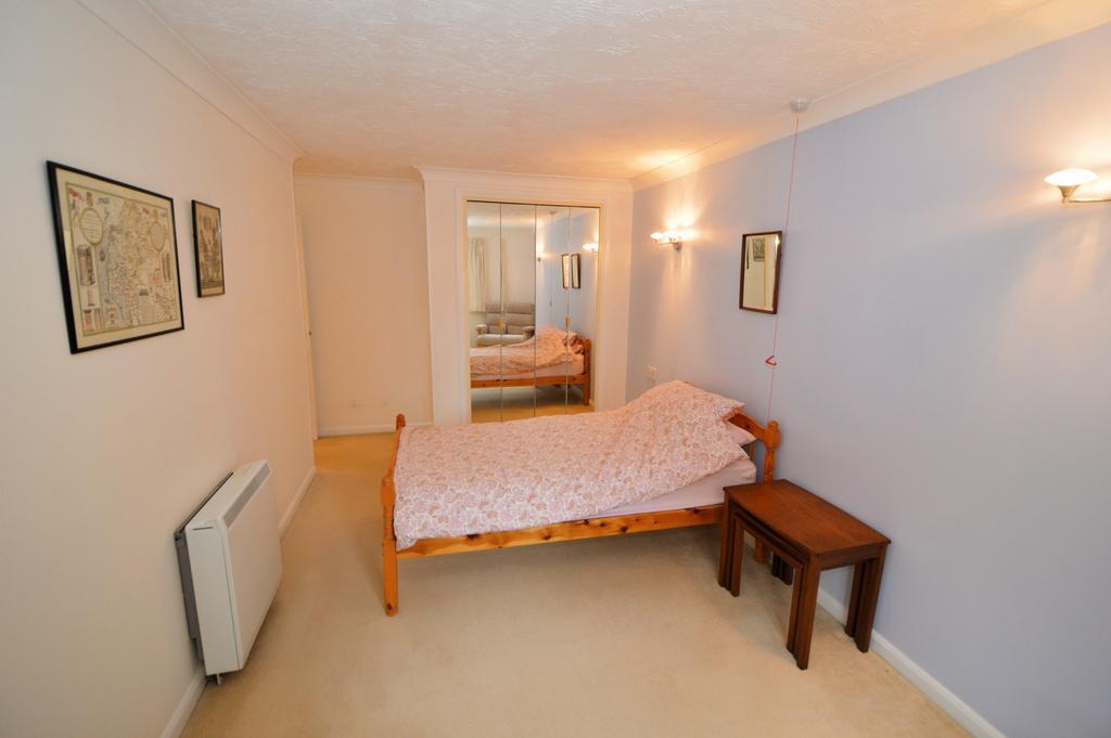 Double Bedroom