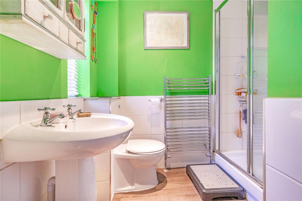 Ensuite