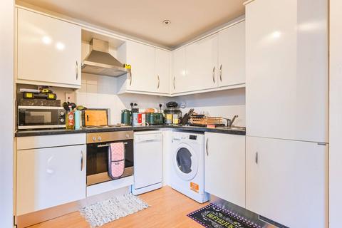 1 bedroom flat to rent, The Oxygen, Royal Docks, London, E16