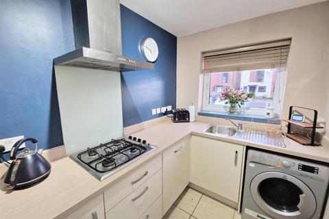 2 bedroom semi-detached house to rent, Blue Gate Lane, Northfield, Birmingham, B31