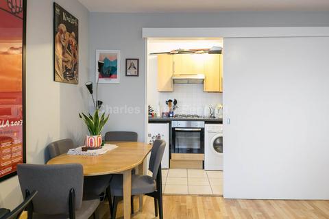 1 bedroom apartment for sale, Fairhazel Gardens, South Hampstead, NW6