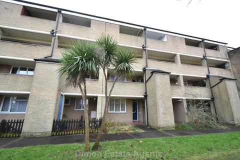 2 bedroom flat for sale, White Lion Walk, Gosport