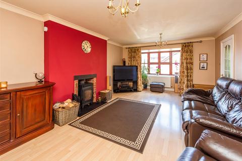 4 bedroom detached house for sale, 57 Penleigh Gardens, Wombourne, WOLVERHAMPTON