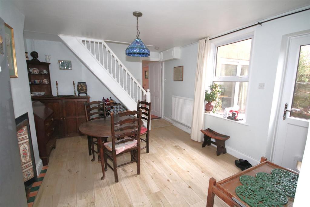 Dining Room a.JPG
