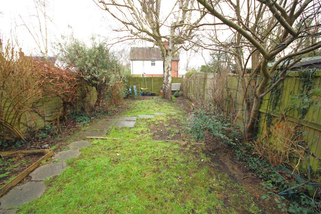 Rear Garden b.JPG