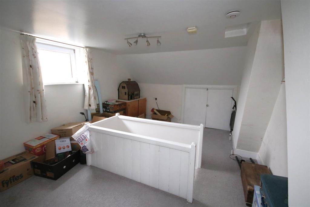 Loft Room a.JPG