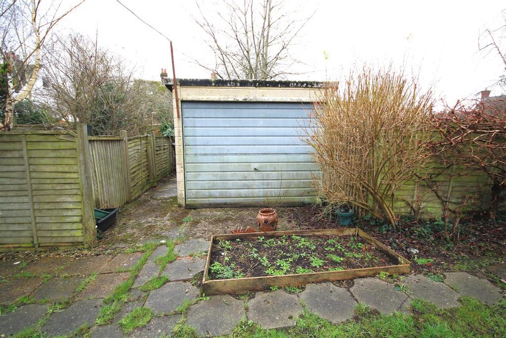 Garden shed.JPG