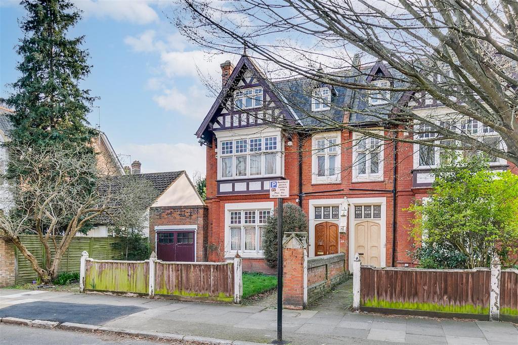 Grove Park Gardens, W4 - FOR SALE