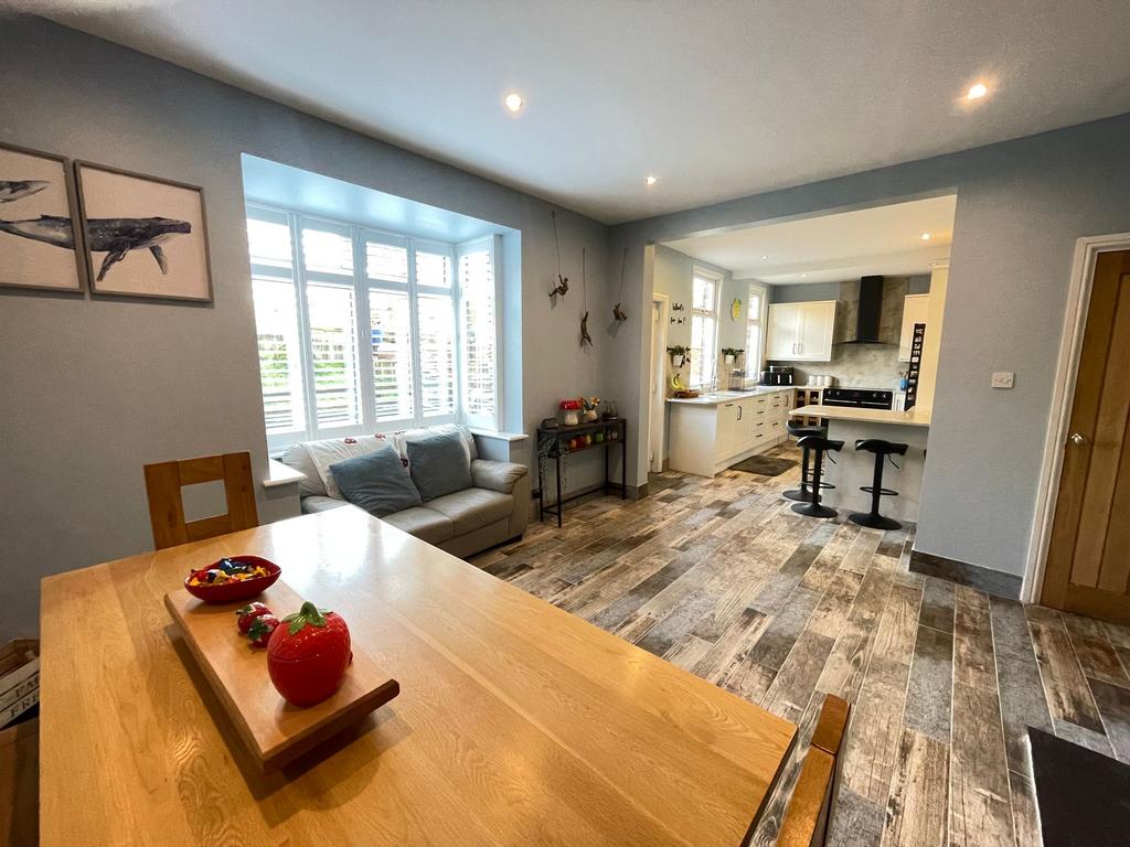 Kitchen diner