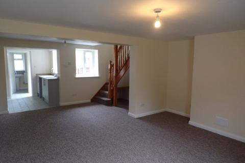 2 bedroom end of terrace house to rent, Bridge Road, Downham Market, PE38