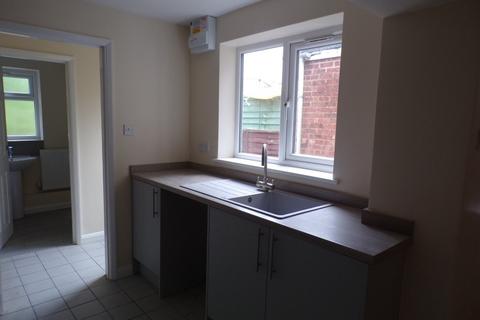 2 bedroom end of terrace house to rent, Bridge Road, Downham Market, PE38