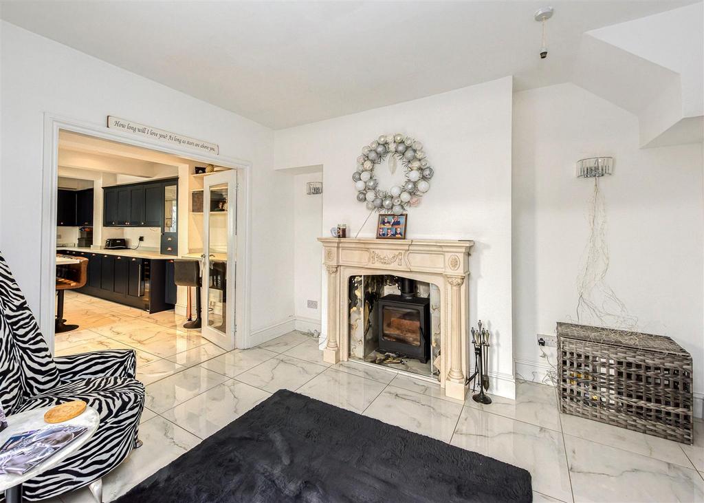 5 Copthorne Road-Sitting Room A.jpg