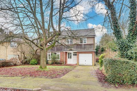 27 Barns Dene, Harpenden, AL5 2HH