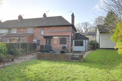 2 bedroom semi-detached house for sale, Woodgates Lane, North Ferriby