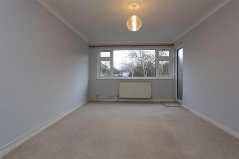 2 bedroom flat to rent, Richardson Road, Hove