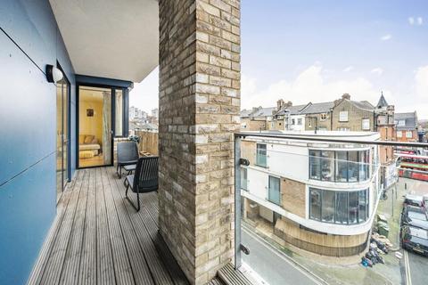 2 bedroom flat for sale, Boyson Road, Walworth