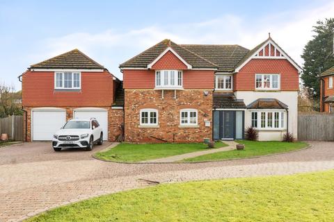 6 bedroom detached house for sale, Oak Tree Close, Sheerness ME12